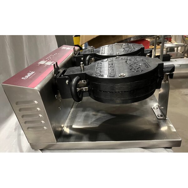 Scratch and Dent Estella WCMX2A Double Waffle Cone Maker - 120V, 1820W