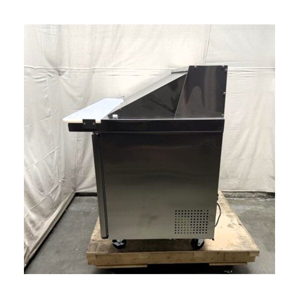 Scratch and Dent Avantco APT-60M-HC 60" 2 Door Mega Top Refrigerated Sandwich Prep Table