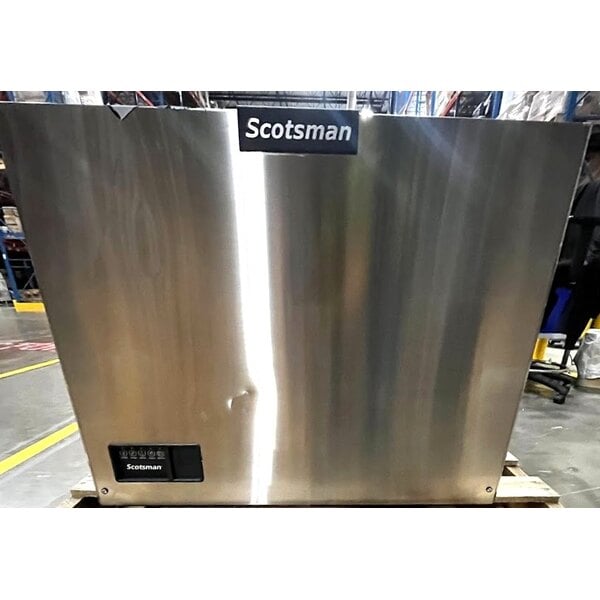 Scratch and Dent Scotsman MC0530MR-1 Prodigy Elite® Series 30" Remote Cooled Medium Cube Ice Machine - 500 lb., 115V