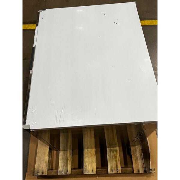 Scratch and Dent Scotsman MC0530MR-1 Prodigy Elite® Series 30" Remote Cooled Medium Cube Ice Machine - 500 lb., 115V