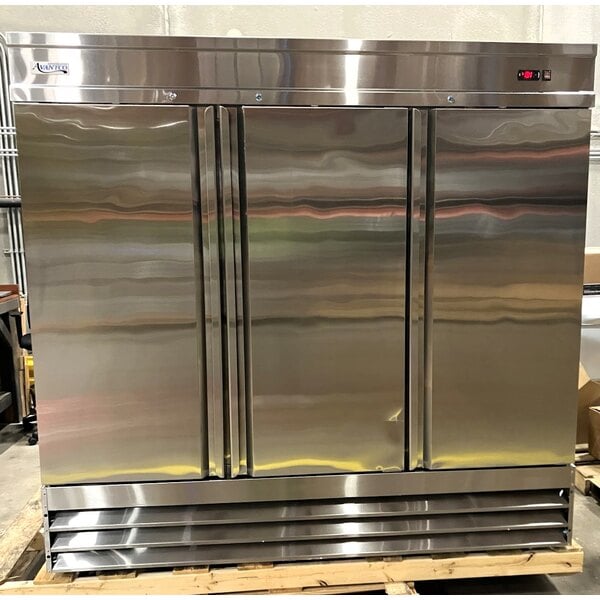 Scratch and Dent Avantco SS-3F-HC 81 5/16" Stainless Steel Solid Door Reach-In Freezer
