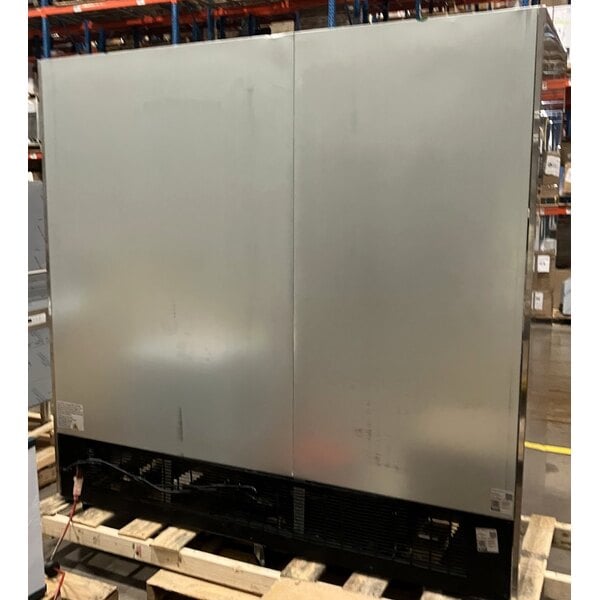 Scratch and Dent Avantco SS-3F-HC 81 5/16" Stainless Steel Solid Door Reach-In Freezer