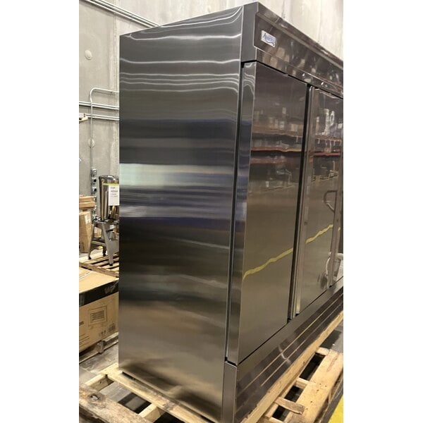 Scratch and Dent Avantco SS-3F-HC 81 5/16" Stainless Steel Solid Door Reach-In Freezer