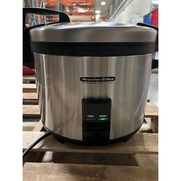 Scratch and Dent Proctor Silex 37560R 60 Cup (30 Cup Raw) Electric Rice Cooker / Warmer - 120V