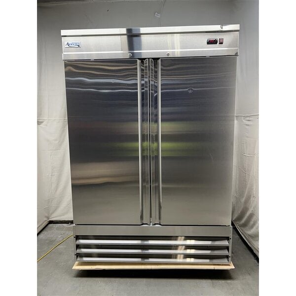 Scratch and Dent Avantco SS-2R-HC 54" Stainless Steel Solid Door Reach-In Refrigerator