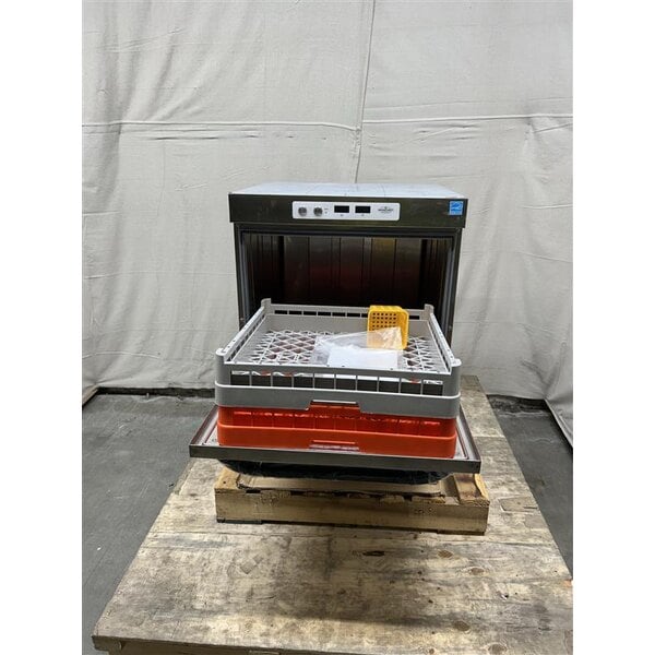 Scratch and Dent MainStreet Equipment HTUC High-Temperature Undercounter Dishwasher - 208V/240V, 1 Phase