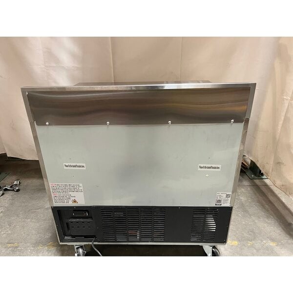 Scratch and Dent Avantco SS-WT-36F-HC 36" Two Door Worktop Freezer with 3 1/2" Backsplash