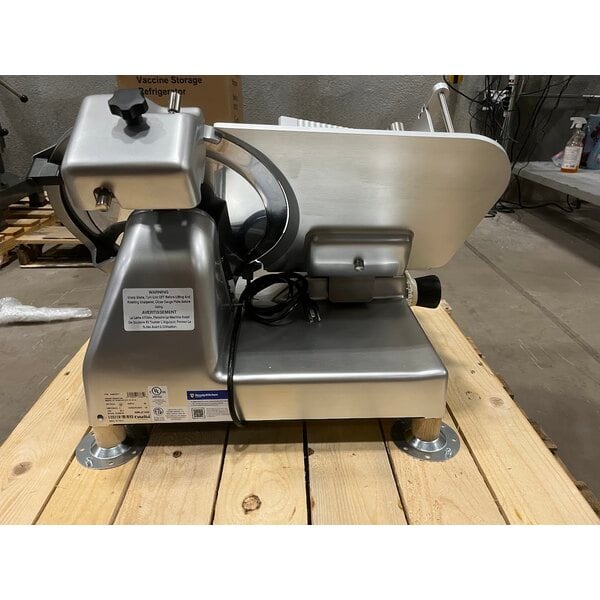 Scratch and Dent Estella SLM13 13" Heavy-Duty Manual Meat Slicer - 1/2 hp