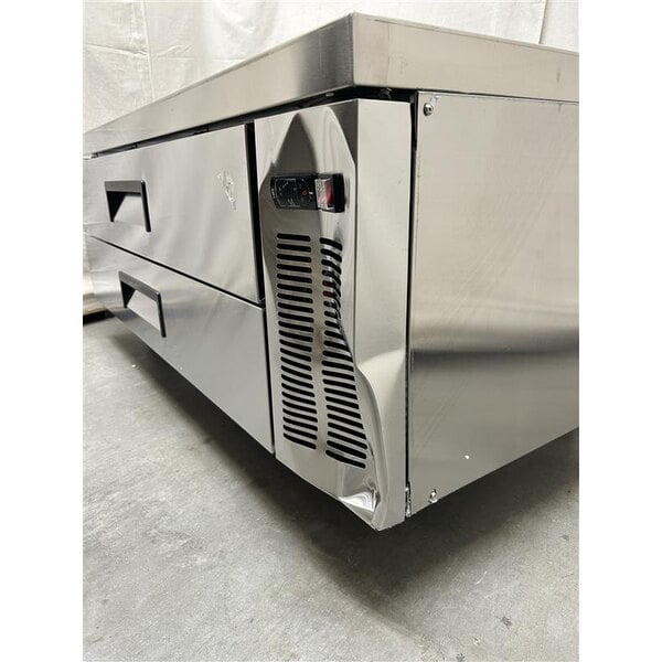 Scratch and Dent Avantco CBE-60-HC 60" 2 Drawer Refrigerated Chef Base