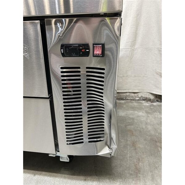 Scratch and Dent Avantco CBE-60-HC 60" 2 Drawer Refrigerated Chef Base
