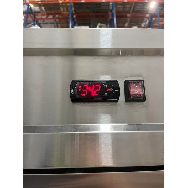 Scratch and Dent Avantco SS-2R-HC 54" Stainless Steel Solid Door Reach-In Refrigerator