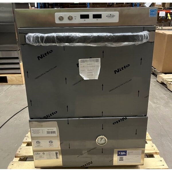 Scratch and Dent MainStreet Equipment HTUC High-Temperature Undercounter Dishwasher - 208V/240V, 1 Phase