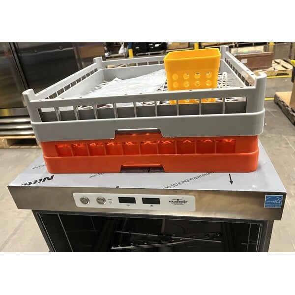 Scratch and Dent MainStreet Equipment HTUC High-Temperature Undercounter Dishwasher - 208V/240V, 1 Phase