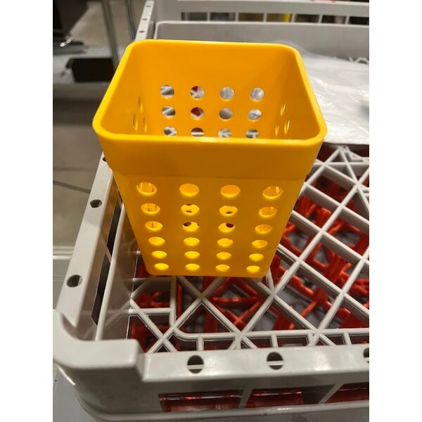 Scratch and Dent MainStreet Equipment HTUC High-Temperature Undercounter Dishwasher - 208V/240V, 1 Phase