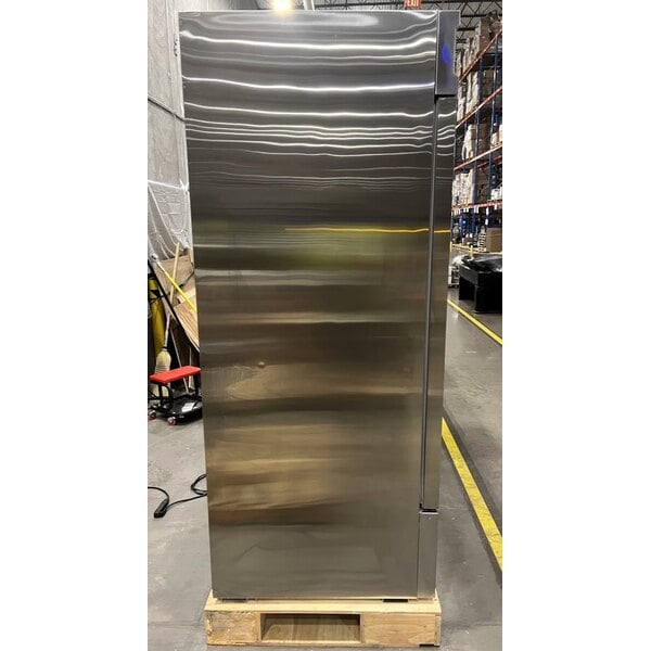 Scratch and Dent Avantco SS-2R-HC 54" Stainless Steel Solid Door Reach-In Refrigerator
