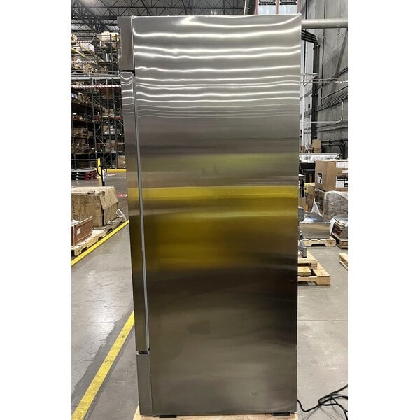 Scratch and Dent Avantco SS-2R-HC 54" Stainless Steel Solid Door Reach-In Refrigerator
