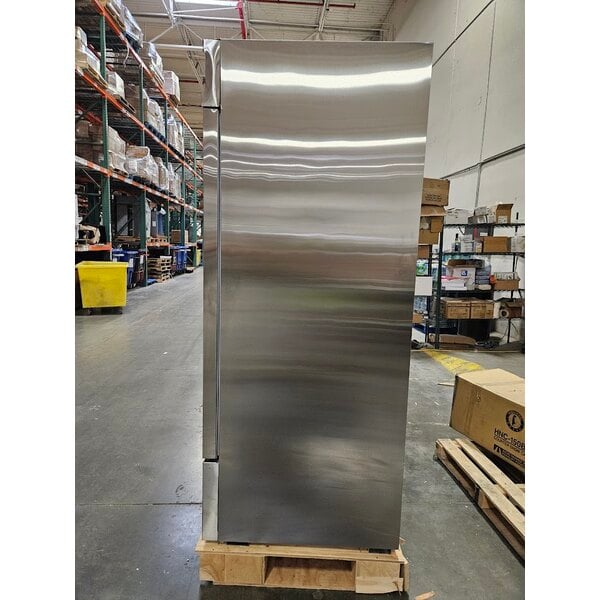 Scratch and Dent Avantco SS-2R-HC 54" Stainless Steel Solid Door Reach-In Refrigerator