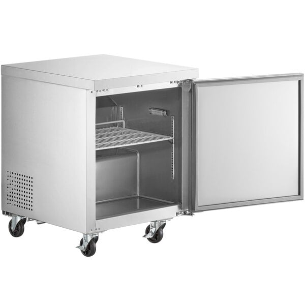 Scratch and Dent Avantco SS-UC-27R-HC 27" Undercounter Refrigerator