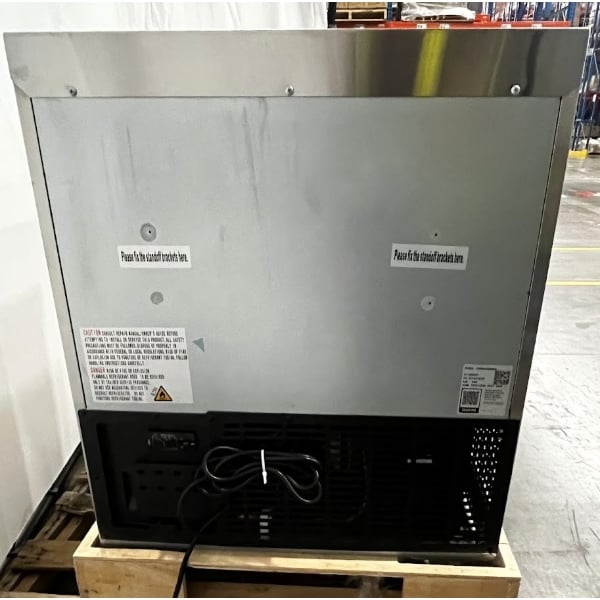 Scratch and Dent Avantco SS-UC-27R-HC 27" Undercounter Refrigerator