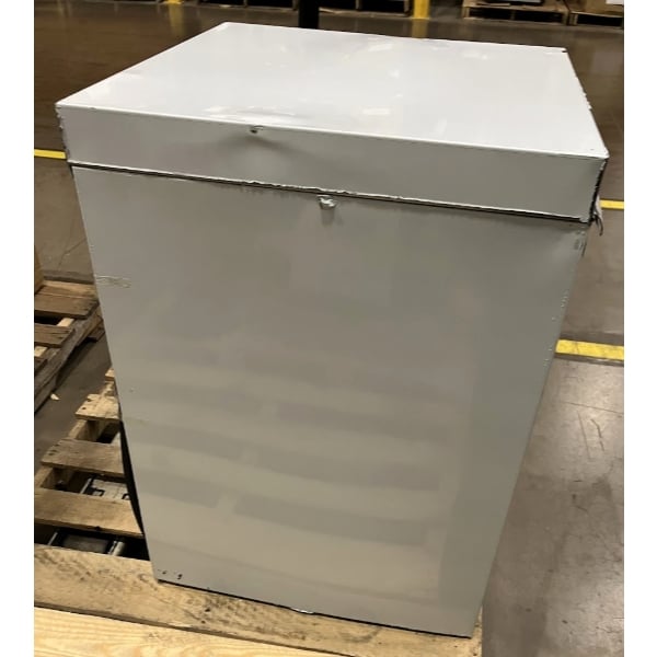 Scratch and Dent Champion UH-230B High Temperature Undercounter Dishwasher - 208/240V, 1 Phase, 9 kW
