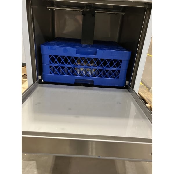 Scratch and Dent Champion UH-230B High Temperature Undercounter Dishwasher - 208/240V, 1 Phase, 9 kW