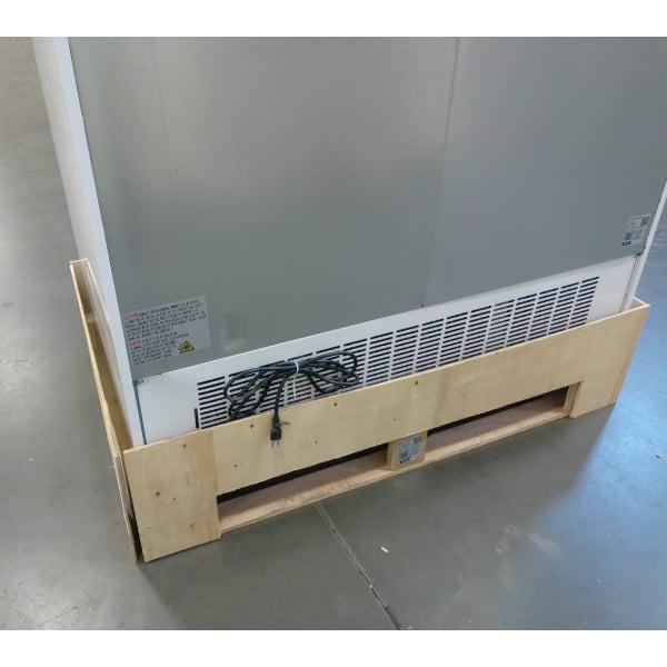 Scratch and Dent Avantco GDC-49-HC 53" White Swing Glass Door Merchandiser Refrigerator with LED Lighting
