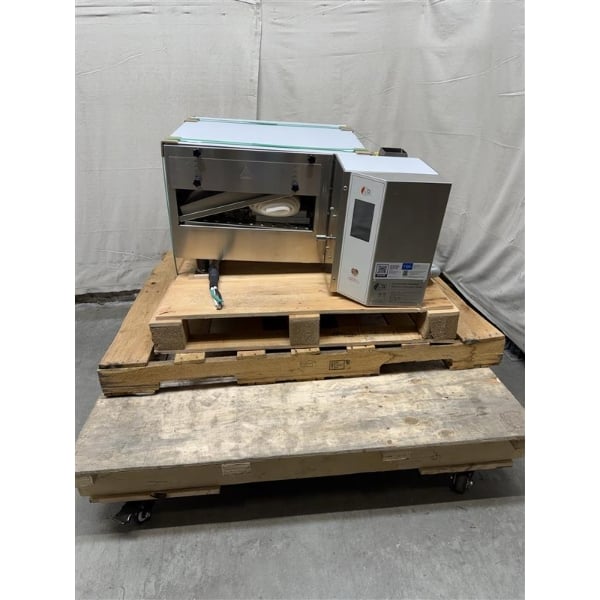 Scratch and Dent Cooking Performance Group Countertop Ventless Impinger Electric Conveyor Oven with 50" Belt - 240V, 1 Phase, 6,700W