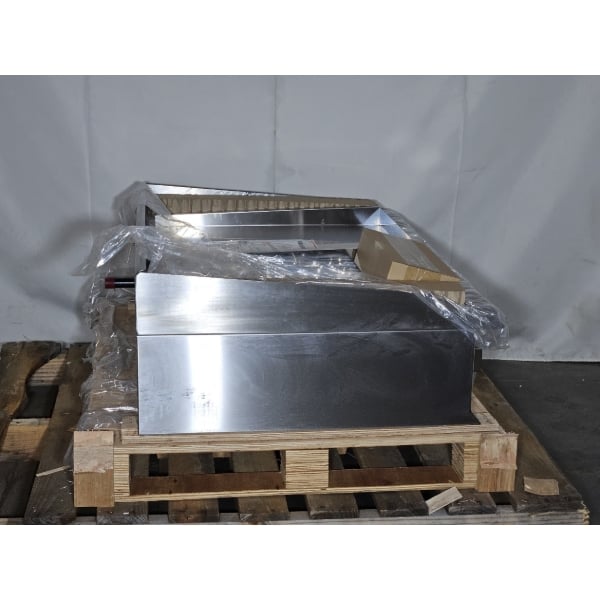 Scratch and Dent Cooking Performance Group GM-CPG-36-NL 36" Gas Countertop Griddle with Manual Controls - 90,000 BTU