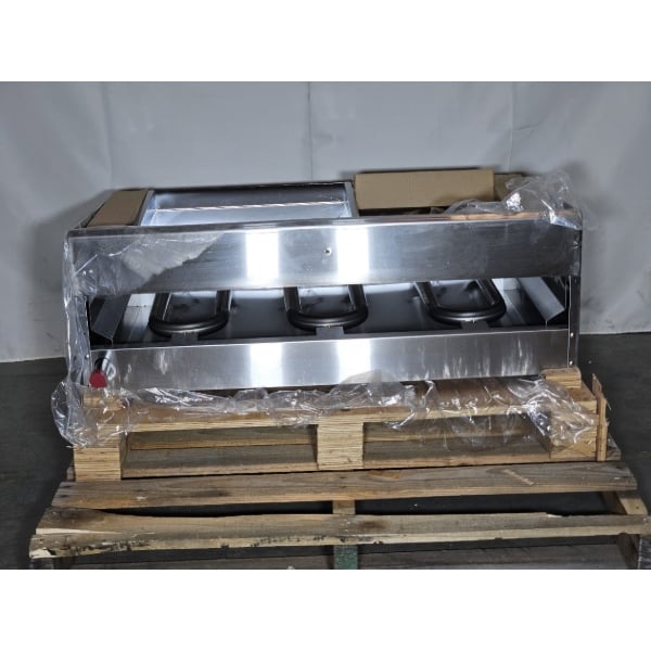 Scratch and Dent Cooking Performance Group GM-CPG-36-NL 36" Gas Countertop Griddle with Manual Controls - 90,000 BTU