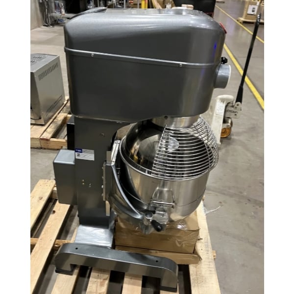 Scratch and Dent Avantco MX40H 40 Qt. Planetary Floor Mixer with Guard & Standard Accessories - 240V, 2 hp