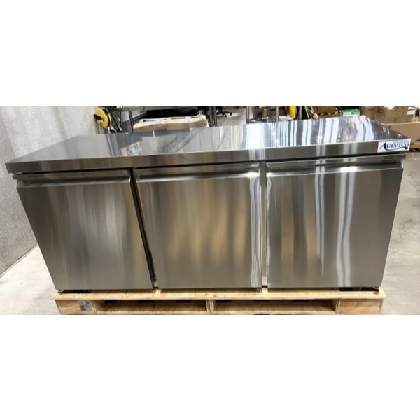 Scratch and Dent Avantco SS-UC-72R-HC 72" Undercounter Refrigerator