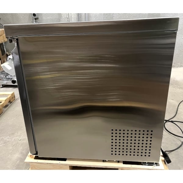 Scratch and Dent Avantco SS-UC-72R-HC 72" Undercounter Refrigerator