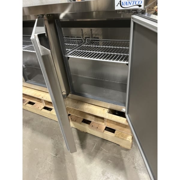 Scratch and Dent Avantco SS-UC-72R-HC 72" Undercounter Refrigerator
