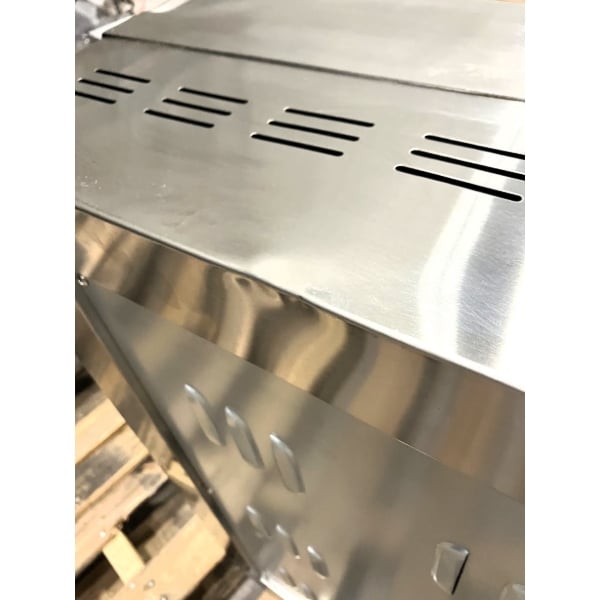 Scratch and Dent Avantco EG30N 30" Electric Countertop Griddle - 208/240V, 3.3 kW-4.5 kW