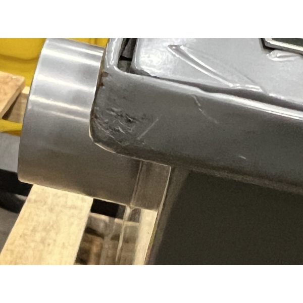 Scratch and Dent Regency 40 lb. 20 GPM Grease Trap with 3" Non-Threaded Connections - PDI Certified