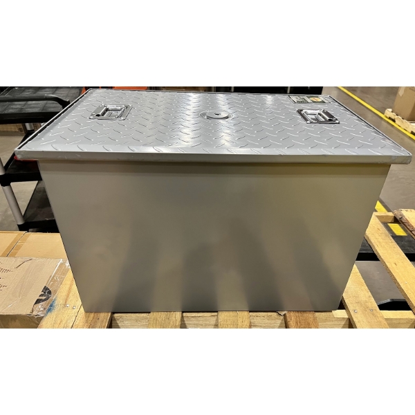 Scratch and Dent Regency 40 lb. 20 GPM Grease Trap with 3" Non-Threaded Connections - PDI Certified