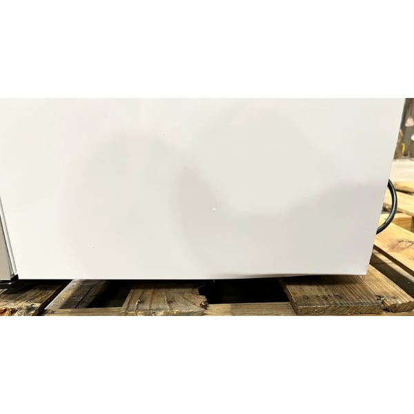 Scratch and Dent Avantco CFM3 White Customizable Countertop Display Freezer with Swing Door