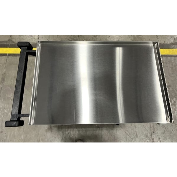 Scratch and Dent Vollrath 97180 4 Shelf Bussing Cart - 27 1/2" x 15 1/2" x 34"