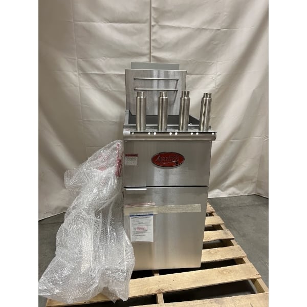 Scratch and Dent Avantco FF50 Liquid Propane 50 lb. Stainless Steel Floor Fryer - 120,000 BTU
