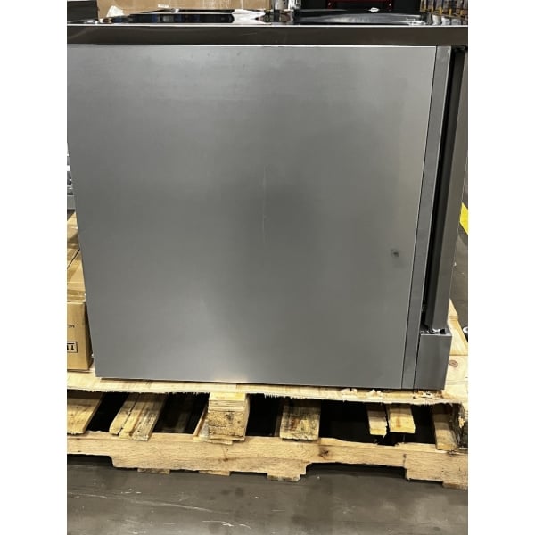 Scratch and Dent Cooking Performance Group FGC-200-LK Double Deck Standard Depth Full Size Liquid Propane Convection Oven with Legs - 108,000 BTU