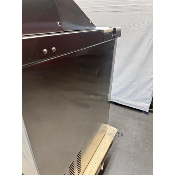 Scratch and Dent Arctic Air AST60R 61 1/4" 2 Door Refrigerated Sandwich Prep Table