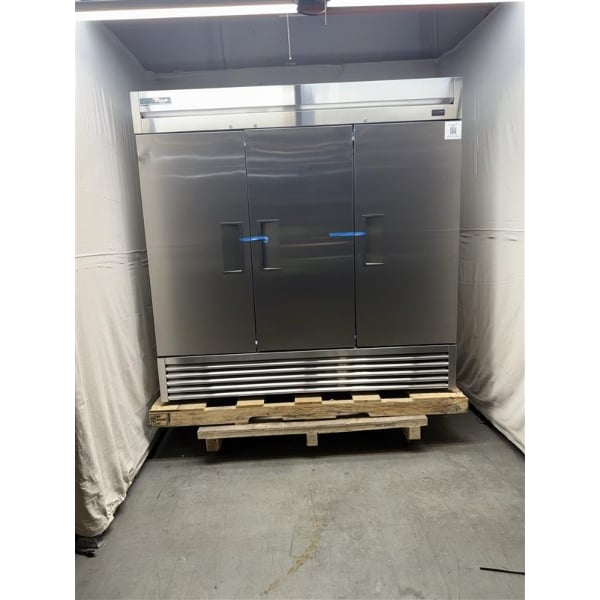 Scratch and Dent True T-72F-HC 78 1/8" Solid Door Reach-In Freezer