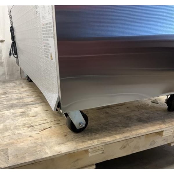 Scratch and Dent Avantco CBE-60-HC 60" 2 Drawer Refrigerated Chef Base