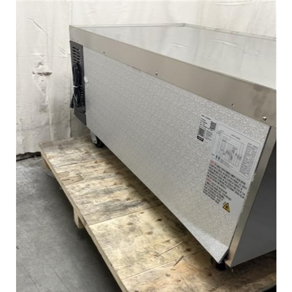 Scratch and Dent Avantco CBE-60-HC 60" 2 Drawer Refrigerated Chef Base