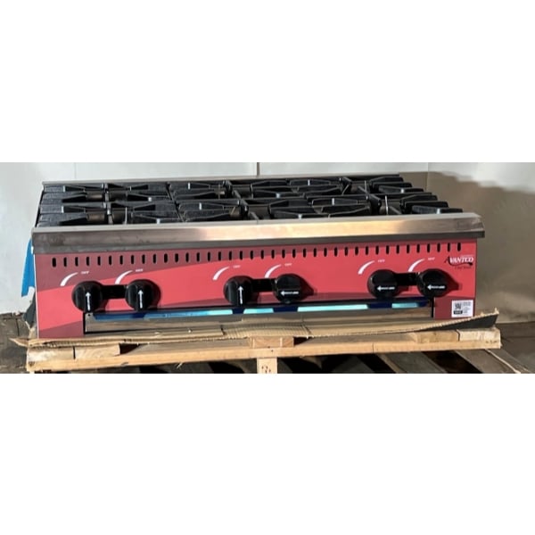 Scratch and Dent Avantco Chef Series CAG-R-6-36 36" 6 Burner Gas Countertop Range - 150,000 BTU