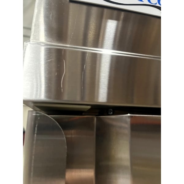 Scratch and Dent Avantco SS-1F-HC 29" Stainless Steel Solid Door Reach-In Freezer