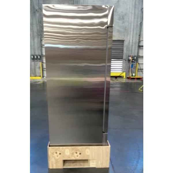 Scratch and Dent Avantco A-49F-HC 54" Solid Door Reach-In Freezer