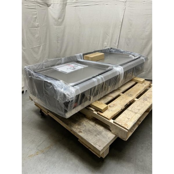 Scratch and Dent Cooking Performance Group GTU-CPG-60-L Ultra Series 60" Chrome Plated Liquid Propane 5-Burner Countertop Griddle - 150,000 BTU