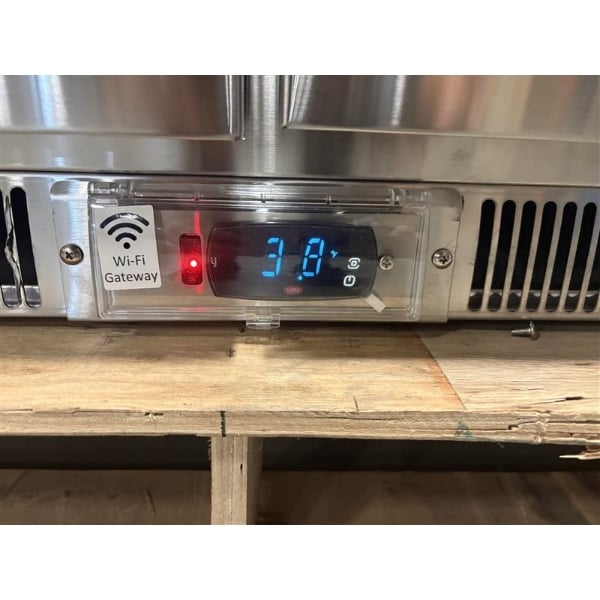 Scratch and Dent Avantco ZWT-60R-HC 60" Front Breathing Worktop Refrigerator with 3 1/2" Backsplash