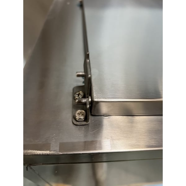 Scratch and Dent Avantco SSPPT-260 60" 2 Door Refrigerated Pizza Prep Table